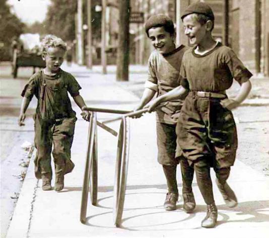 victorian-toys-and-games-hoop-stick