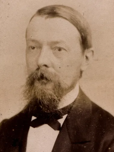 Full beard, a popular Victorian men's style