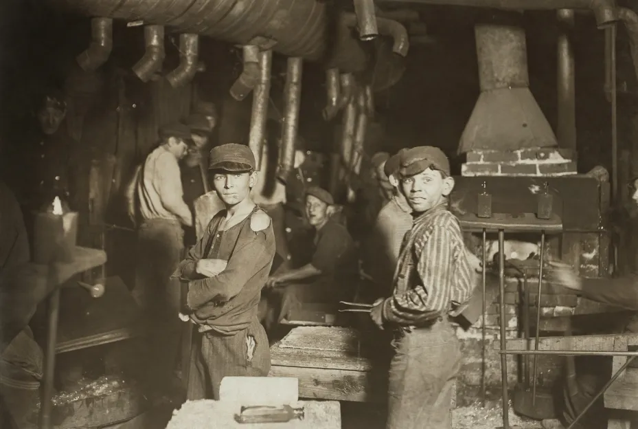 The industrial revolution's influence on Victorian writing