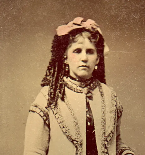 Victorian ringlets hairstyle