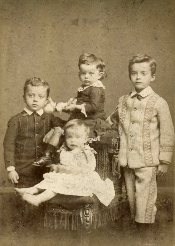 Victorian-era hairstyles for children